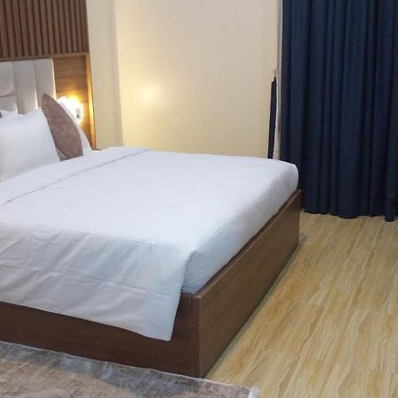 Ofas Chelsea Hotel Abuja Exterior photo
