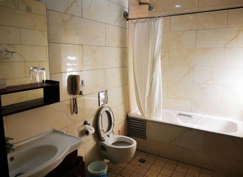Ofas Chelsea Hotel Abuja Exterior photo